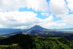 巴厘岛京打玛尼火山巴杜尔湖-京打玛尼火山